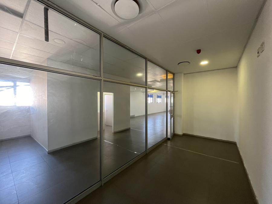 To Let commercial Property for Rent in Avondale Western Cape